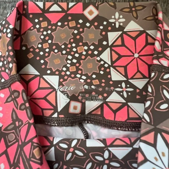 Aerie chill play move floral leggings - Picture 3 of 4